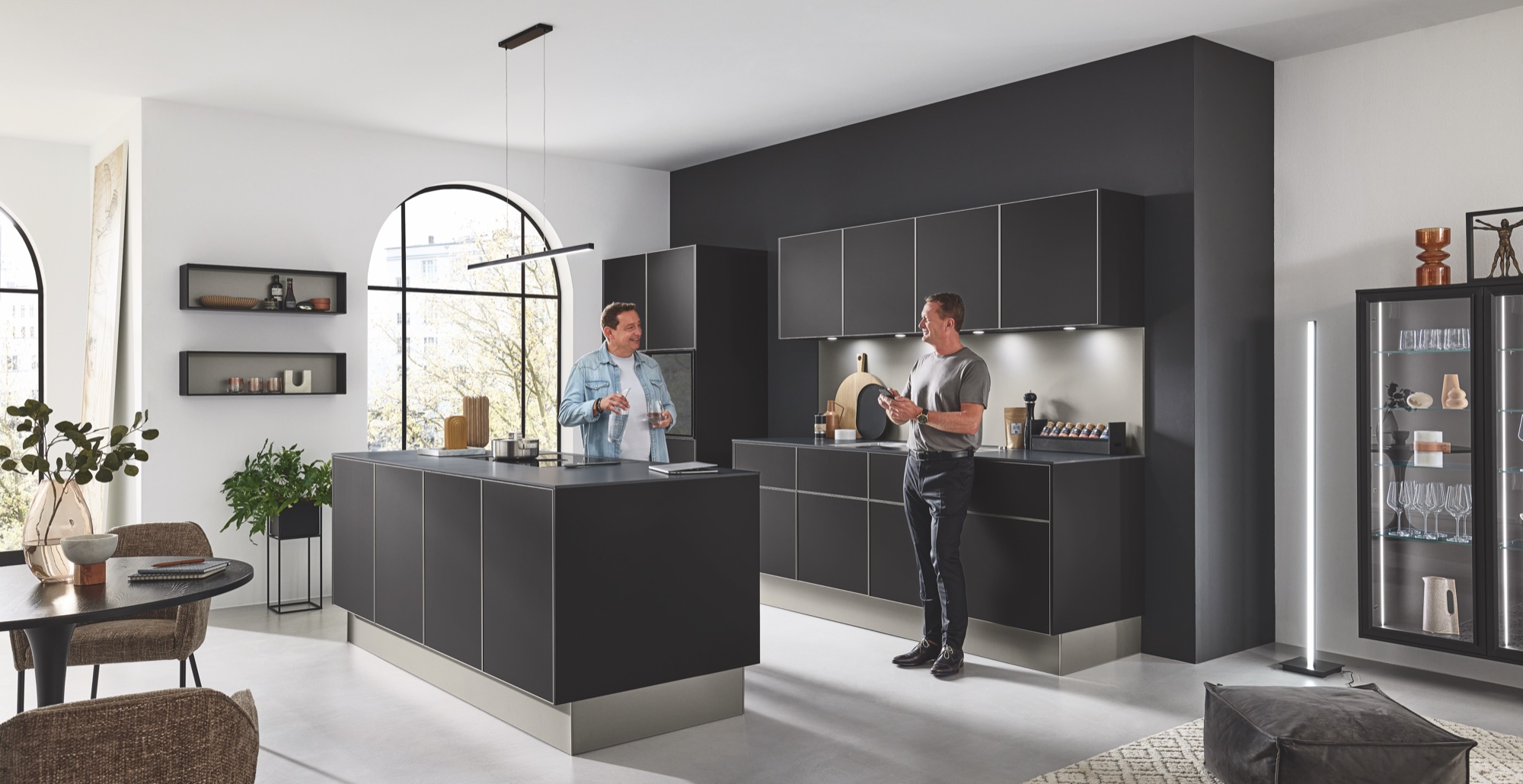 Minimalistische Küche im Industrial-Stil